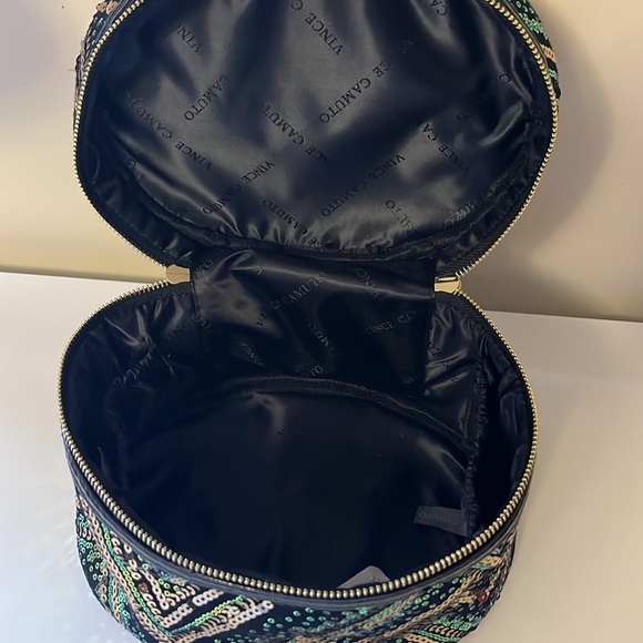 Vince Camuto, multicolor sequin train case style, cosmetics bag, new - Picture 6 of 11